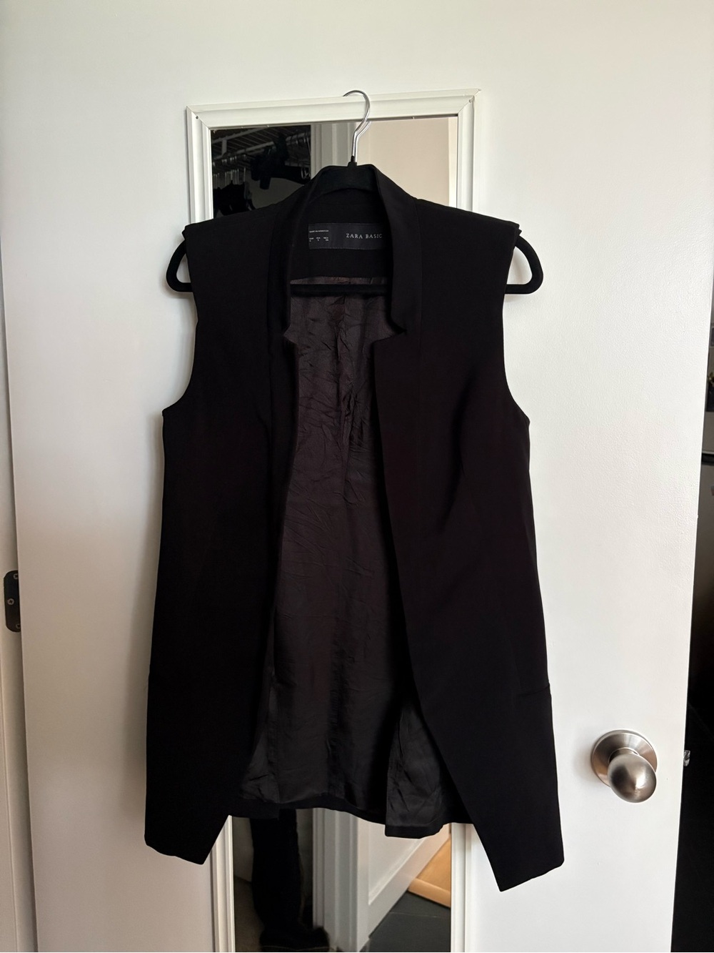Zara Black Sleeveless Long Vest